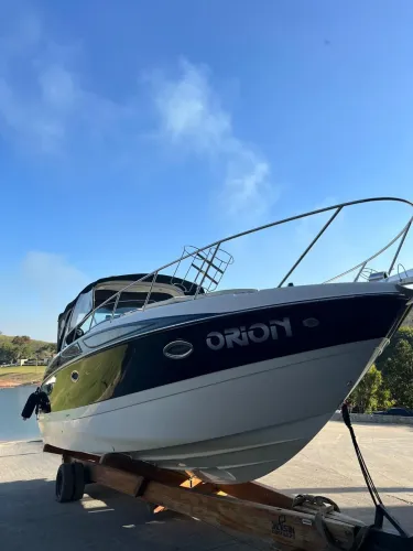 Lancha Bayliner 350 br
