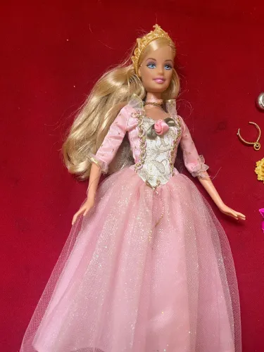 Barbie a princesa e a plebeia - Annelise
