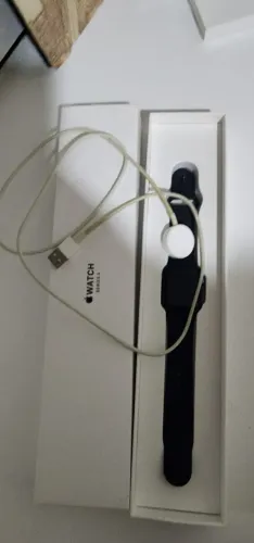 Apple Watch 3 38mm na caixa