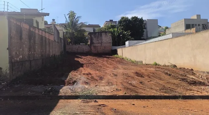 Vende-se ou troca-se lote 360 metros
