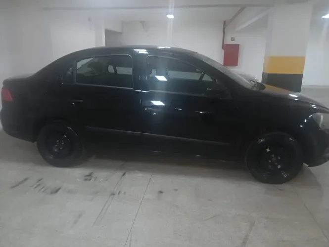 Volkswagen Voyage 1.0/1.0 City MI Total Flex 8V 4P 2013