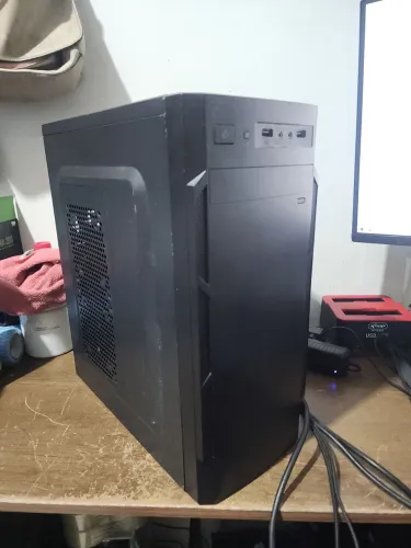 Computador i3 ssd e placa de video 