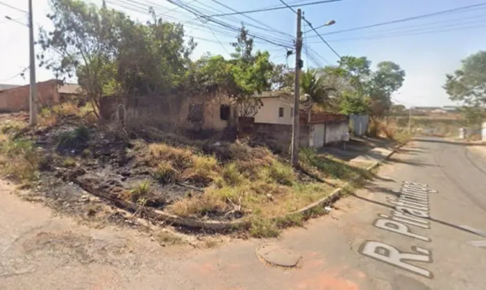 Lote de esquina na região do HUAPA em Aparecida de Goiânia.