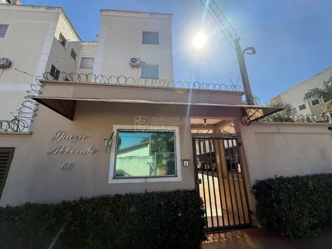 Venda de Apartamentos / Padrão na cidade de Araraquara