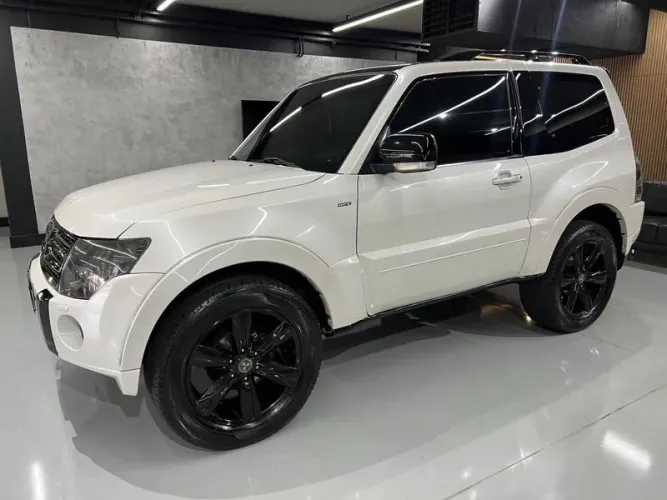 Mitsubishi Pajero HPE Full 3.8 V6 250cv 3P Aut. 2011