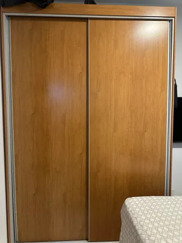 Guarda-roupa 