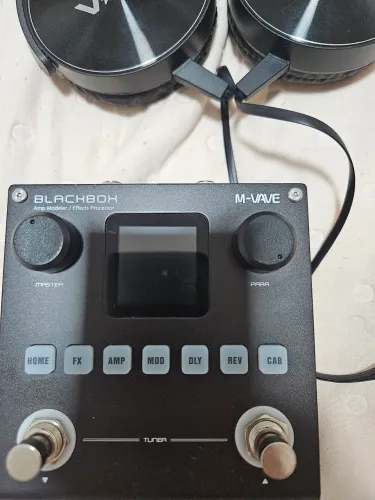 Pedal Blackbox no precinho