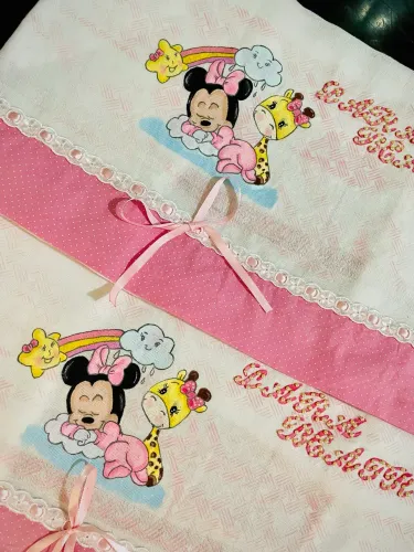 Fraldas e Quadros em pintura personalizada 