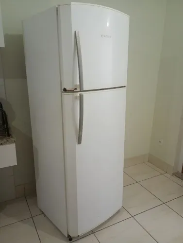 Geladeira Bosch duplex c/ defeito