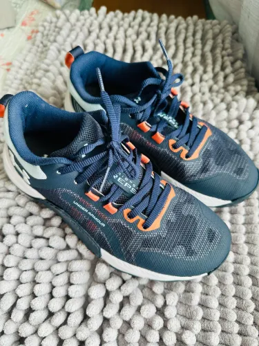 Tênis Under Armour