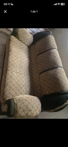 Sofá três lugar