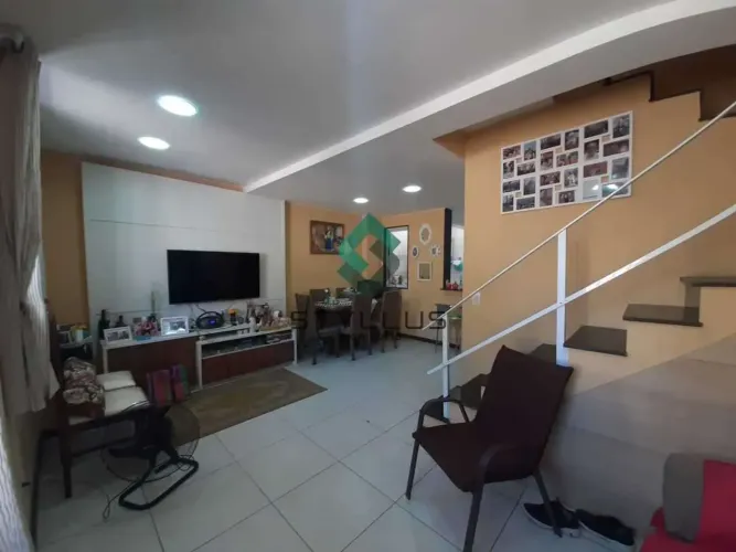Linda Casa Triplex Nova com Suíte e Terraço no Méier! RO01X