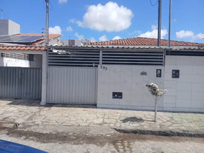 Alugo casa em Novo Milênio