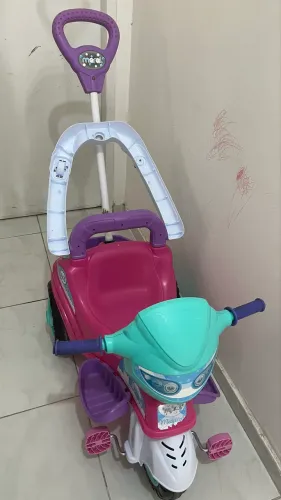 Triciclo Passeio e Pedal Infantil Maral Baby City Menina