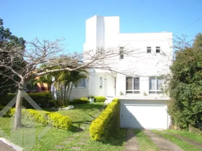 casa sobrado 3 dormitórios 2 suites.