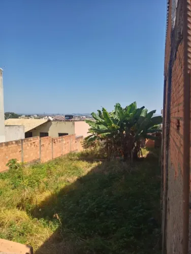 Lote / Terreno à venda em Divinópolis