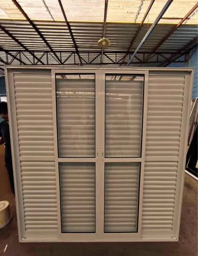 PORTA DE ALUMÍNIO BALCÃO 6 FOLHAS - BRANCA LINHA 25 COM FECHADURA - A PARTIR DE R$1.870