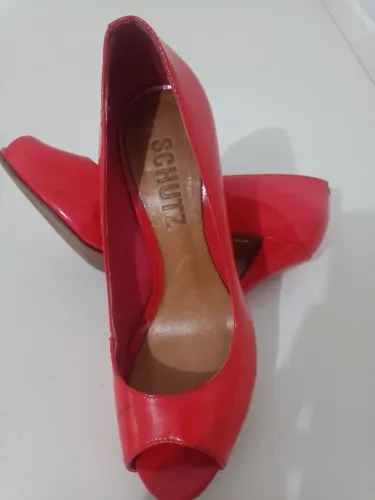Scarpin Schutz
