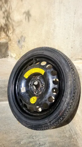 Vende-se estepe 4 furos