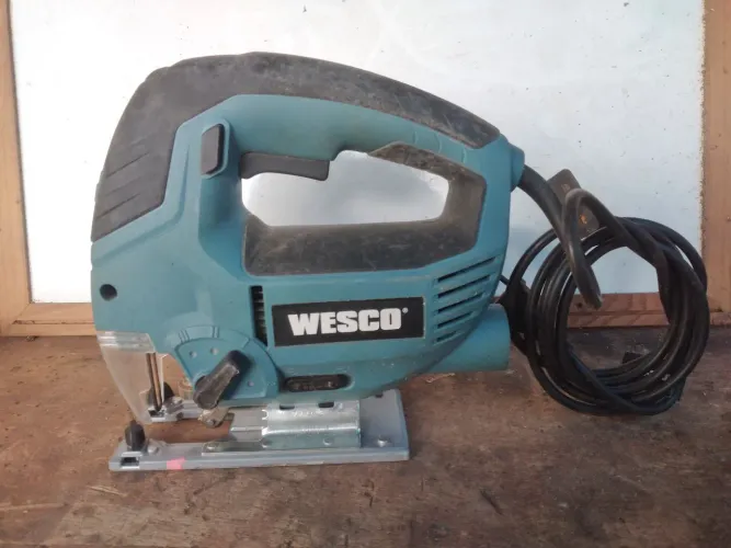 Serra tico tico Wesco 850 watts