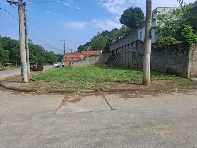TERRENO À VENDA - ÓTIMA OPORTUNIDADE