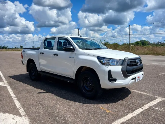 Toyota Hilux CD 4X4 2.8 Diesel Mec. 2025