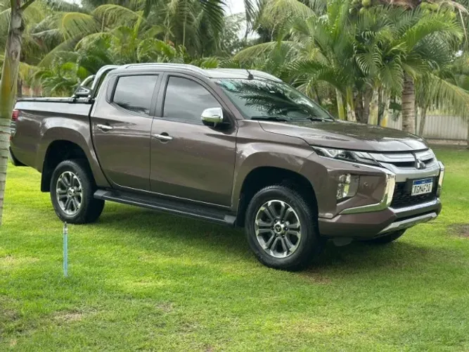 Mitsubishi L200 Triton Sport HPE-S 2.4 CD Dies. AUT 2022