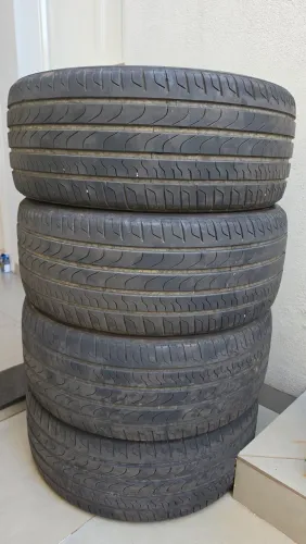 Pneu 255 50 19