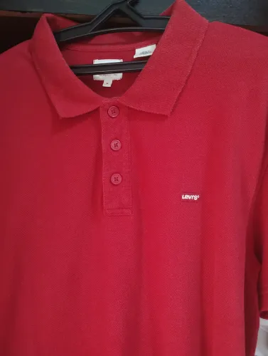 Polo Levis importada