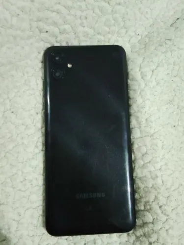 Vendo celular Samsung aceito troca