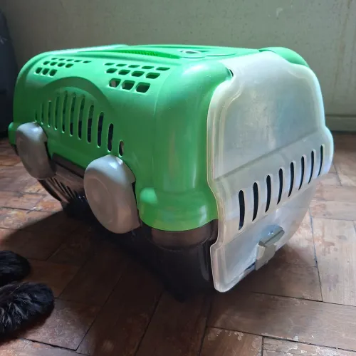 Caixa transportadora de pet LUXO