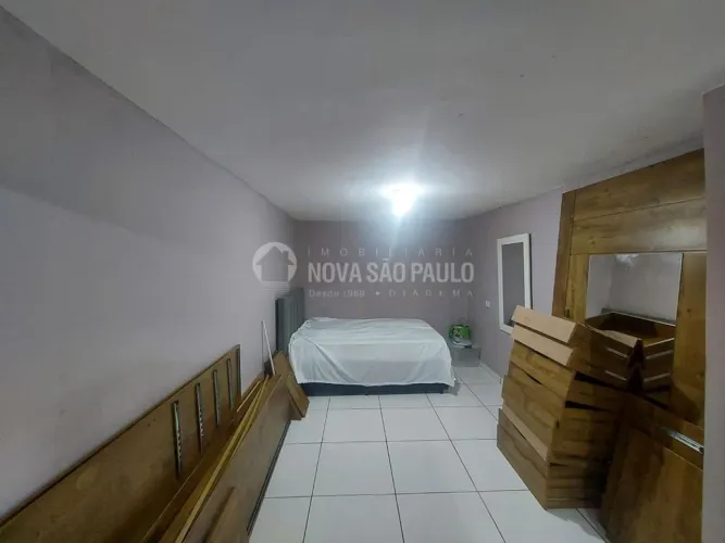 Sobrado para Alugar em Campanário, Diadema - SP