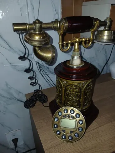 Telefone antigo 