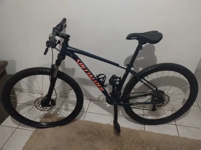 Bike Specilized Rockhopper