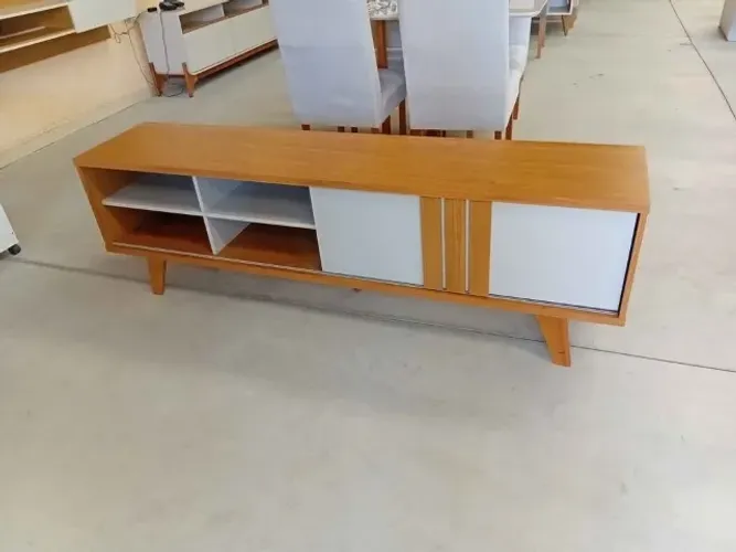 Rack Bancada p/ TV até 60 Pol Paraty c/ 1 Porta e 4 Nichos 180cm -