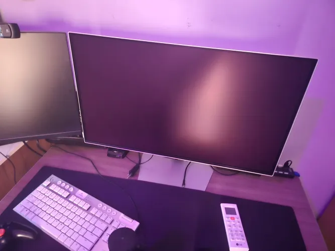 ? Monitor Samsung Odyssey OLED G6 27" 360Hz (Garantia Até 2028)