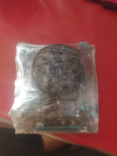 Vendo placa mãe com defeito na BIOS