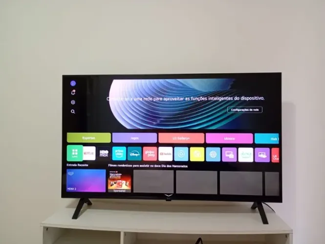 TV LG 43 Polegadas Smart 4K UHD - Modelo UR7800 (WebOS) - Excelente Estado
