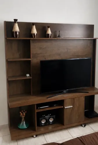 Rack com Painel para TV em Excelente Estado - Moderno e Muito Conservado