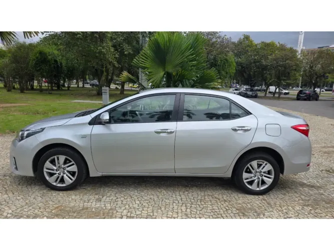 Toyota Corolla GLI 1.8 Flex 16V Aut. 2016