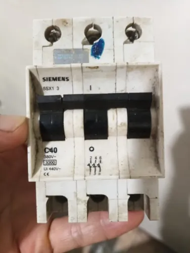 Disjuntor Tripolar Siemens 40A (Original)