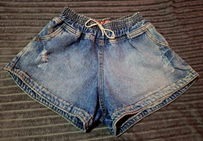 Short jeans super fofo tamanho 38