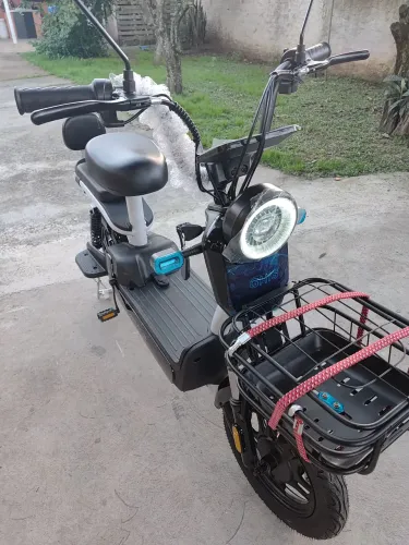 Moto Elétrica Ghis