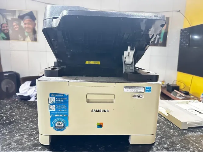 R$ 200