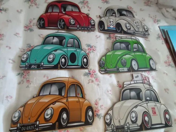 Painéis de carros de festas em MDF.