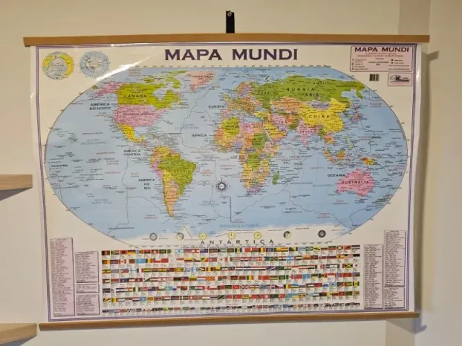Mapa Mundi 120x90cm com tubo para transporte
