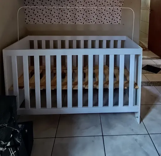 Berço e colchão novo