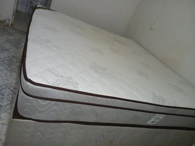 Vendo está cama king valor 1,730