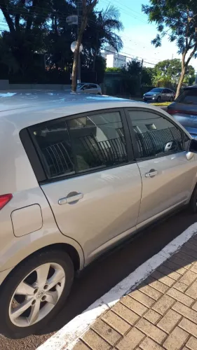 Nissan Tiida SL 1.8/1.8 Flex 16V Aut. 2011