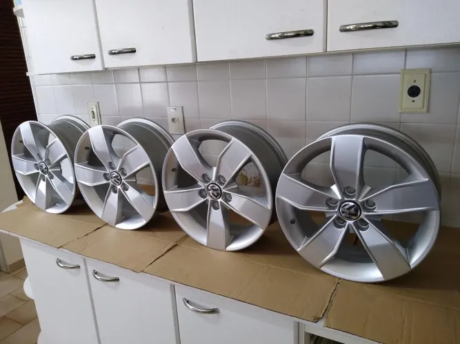 Rodas Fox run connect polo virtus spacefox 15 vw Volkswagen 